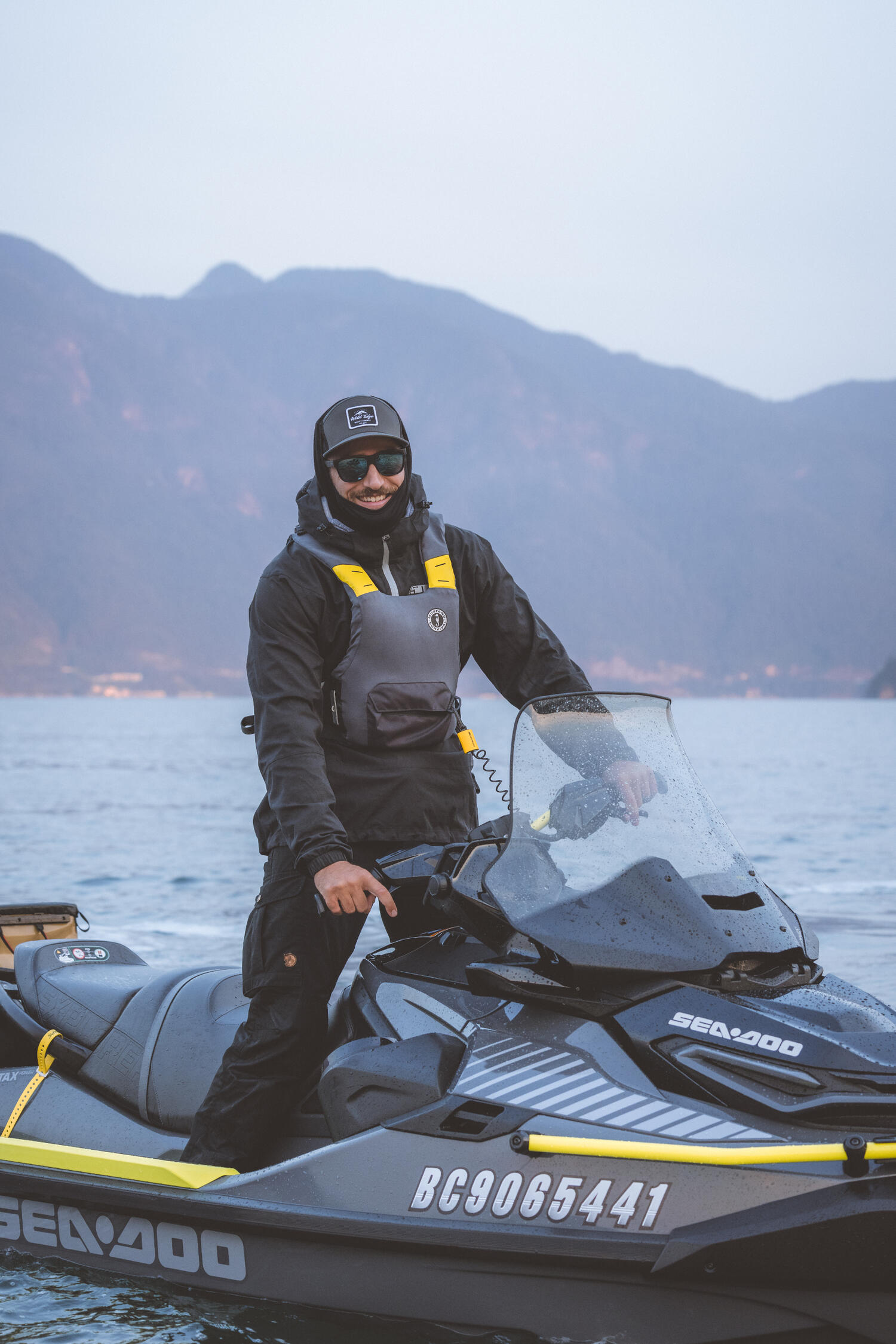 Picture of the Guide, Tom Walker Picture of the Guide, Tom Walker